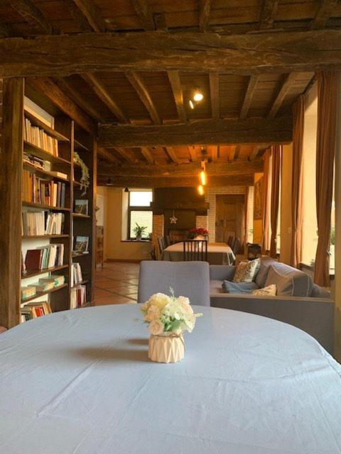 Les Myosotis Bed & Breakfast Assesse Exterior photo